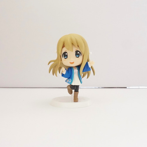 Figura Banpresto: K-on - Tsumugi Kotobuki Chibi Ver. (Usado)