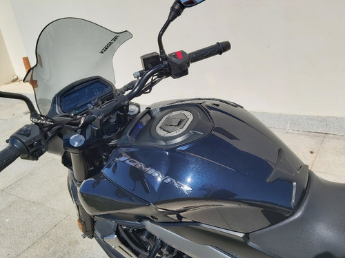 Imagen 8 de 16 de Bajaj Dominar D400