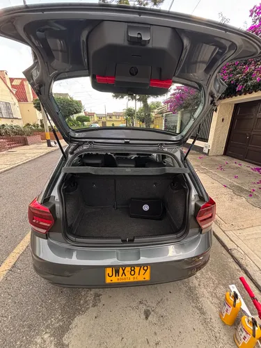 Volkswagen Polo 1.6 Highline At