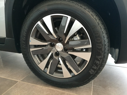 Peugeot 2008 1.6 Feline 0km