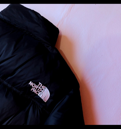 Campera The North Face Negro Nuptse 700
