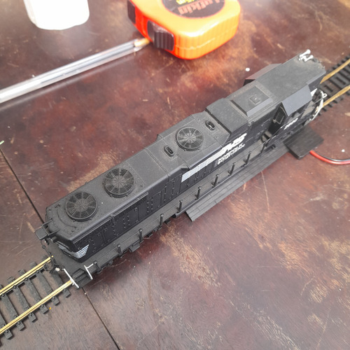 Locomotiva Ho Emd Gp38 Ns Atlas 8 Polegadas /22