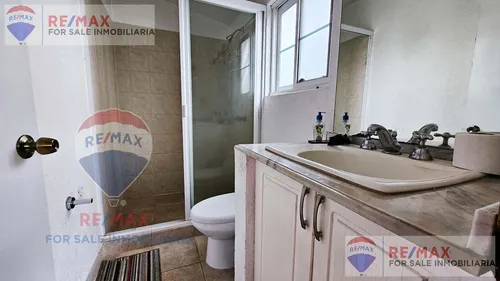 Renta De Casa En Burgos, Temixco, Morelosclave 4766
