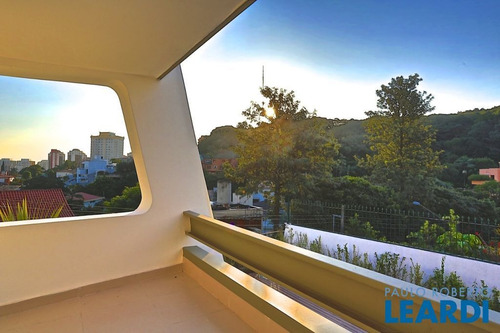 Imagem 5 de 15 de Casa Assobradada - Alto De Pinheiros - Sp - 532231
