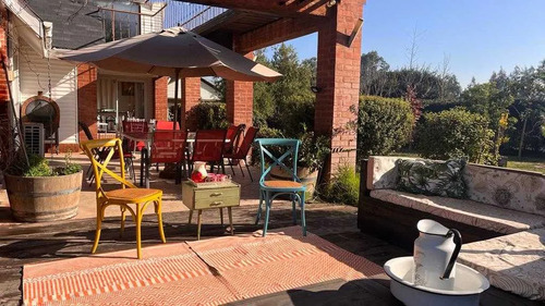 En Venta Parcela Con Casa En Peñaflor (171012)