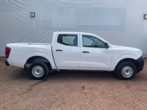 Nissan NP300 2.5 SE Paq Seguridad Mt