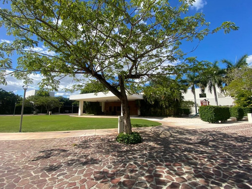 Residencia En Renta En La Mejor Privada De Altabrisa