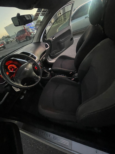 Peugeot 207 Compact xt 1.6