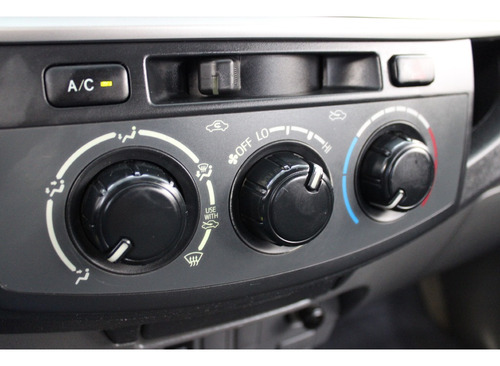 Toyota Hilux 2.7 SR 4X2 CD 16V FLEX 4P AUTOMATICO