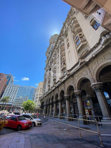 Local Comercial Centro Venta Alquiler Plaza Independencia Y 18 De Julio Acepta Permuta!