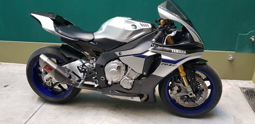 Yamaha R1 M Escape Akra Carbono Permuto Bmw