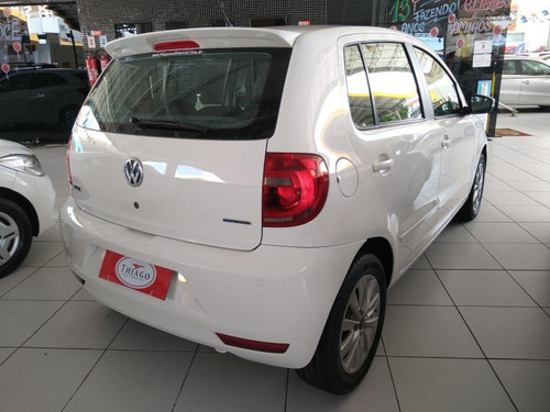 Imagem 13 de 14 de Volkswagen Fox 1.6 Mi Bluemotion 8v Flex 4p Manual 2012/2013