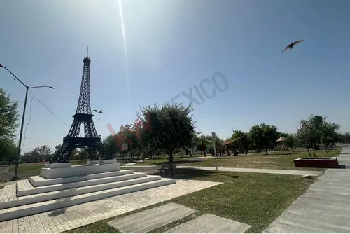 Casa En Venta, En Santa Cecilia, Apodaca, Nuevo León