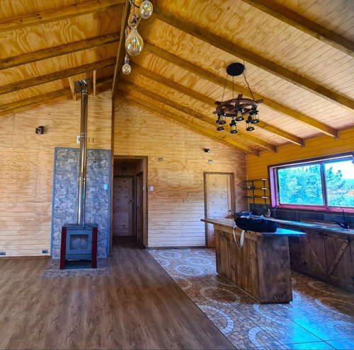 Parcela Con Casa Y Cabaña A 5 Min De Los Lagos, 5000 M