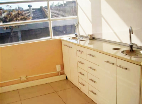 Local Comercial Funcionando En Venta / Inversión / Stgo.