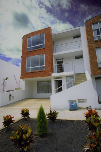 Apartamento Duplex Para Estrenar En Arriendo - Cootradecun, Las Palmas