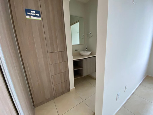 ¡haz Realidad Tus Sueños En Tecámac, Casa En Venta En Paseos Del Bosque 2! Acceso Controlado Y Diversión Garantizada Con Canchas Y Alberca, Rutas Cercanas A Cdmx Y Aifa