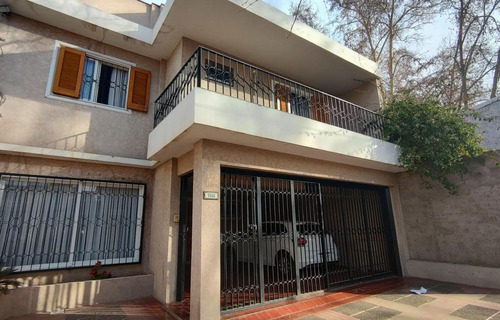 Casa En Venta A Metros 5ta Sección- 4 Dorm/3 Baños/ Reciclada