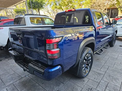 Nissan Frontier 4.0 Pro-4x V6 4x4 At