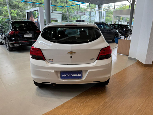 Chevrolet Onix Hatch 1.0 4P FLEX JOY