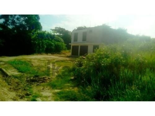 Imagen 10 de 12 de Terrenos En Venta Col Ampliacion 20 De Noviembre Poza Rica Veracruz, Ubicado En La Calle San Antonio De La Colonia Ampliación 20 De Noviembre Cuenta Con 204 M², Son 12 M De Frente Por 17 M De Fondo,