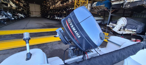 Imagen 11 de 11 de Tracker Albatros 640 Open Sport Yamaha 90hp 2t Titular