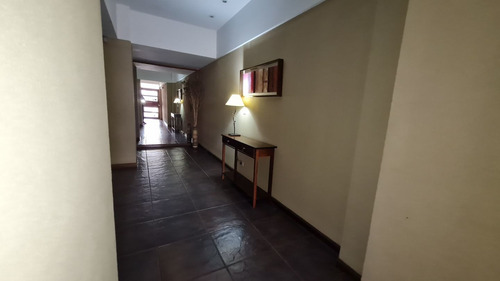 Imagen 2 de 17 de Departamento En Venta,1 Dormitorio,1 Baño,céntrico.bariloche