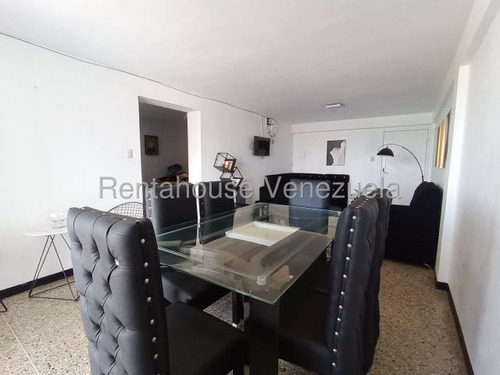 Aslibel Melendez Asesor Inmobiliario De Renta House Ofrece Espacioso Apartamento De 104 Metros Cuadrados #25-22649