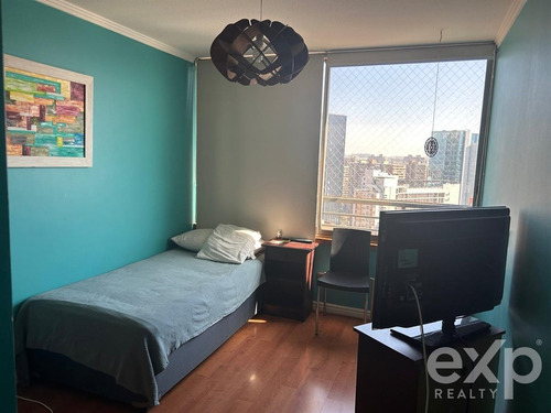 Departamento En Venta De 4 Dorm. En Las Condes