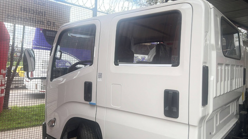 Imagen 11 de 15 de Jmc Doble Cabina Rueda Sencilla Full Equipo