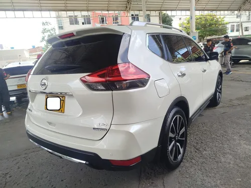 Nissan X-Trail 2.5 Exclusive
