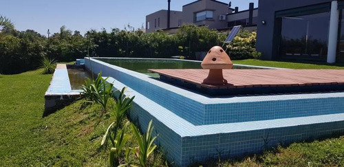 Imagen 18 de 30 de Bajo De Precio! Casa Al Lago En Venta En San Benito - Villa Nueva
