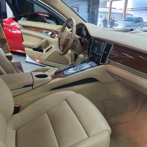 Imagen 6 de 8 de Porsche Panamera Full Equipo