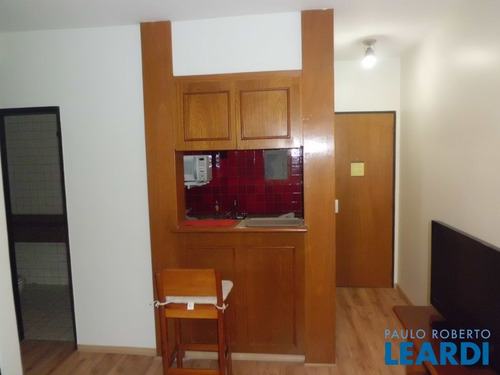 Flat - Jardim América - Sp - 11158