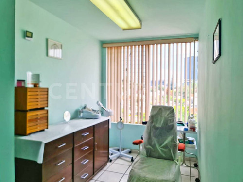 Oficina - Consultorio En Venta, Ladron De Guevara, Guadalajara, Jalisco