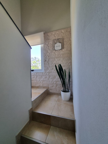 Casa En Venta Jardin Claret 4 Dormitorios Con Pileta