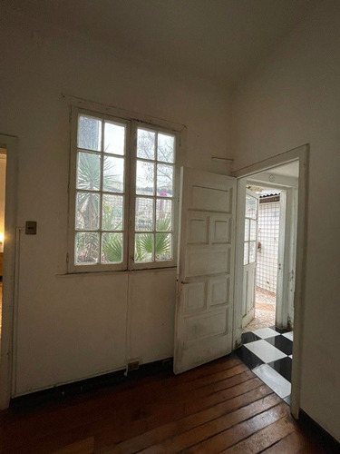 Arriendo Local Comercial En Barrio Italia