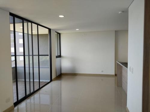 Apartamento En Arriendo Ubicado En Marinilla Sector Alcaravanes (22609).