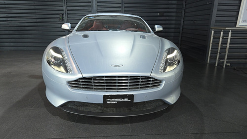 Aston Martin Db9 2014