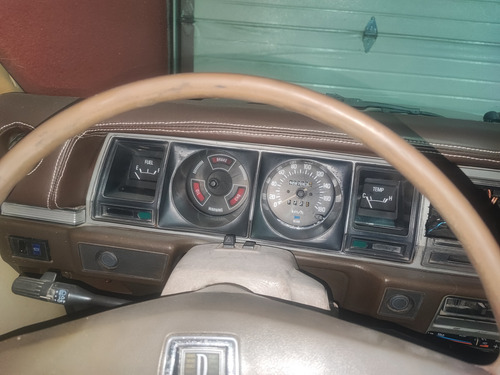 Excelentes Condiciones Auto Clásico Color Tabaco