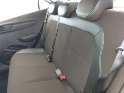 Imagen 12 de 18 de Chevrolet Onix 1.4 Joy Black