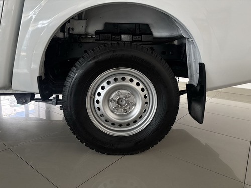 Nissan NP300 2.5 SE Paq Seguridad Mt