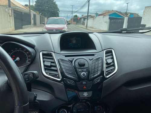 Ford Fiesta Sedan 1.6 16v Titanium Flex 4p