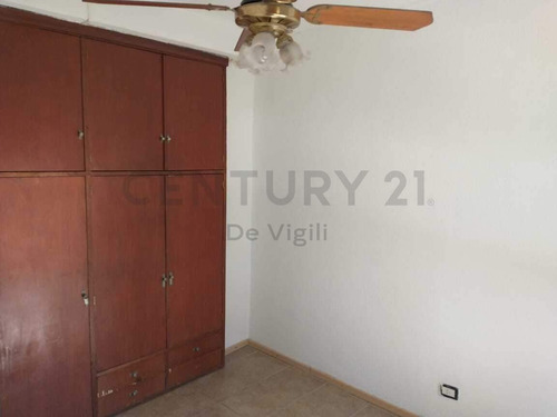 Departamento En Venta 3 Dormitorios, Barrio La Sexta