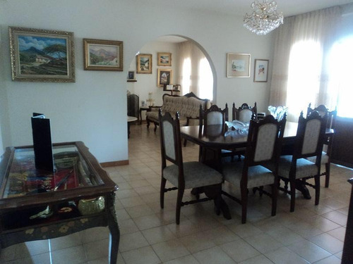 Best House Vende Exclusiva Quinta En Pan De Azúcar