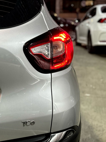 Renault Captur 1.3 Iconic Tce Flex X-tronic 5p