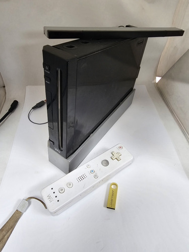 Nintendo Wii + Pendrive