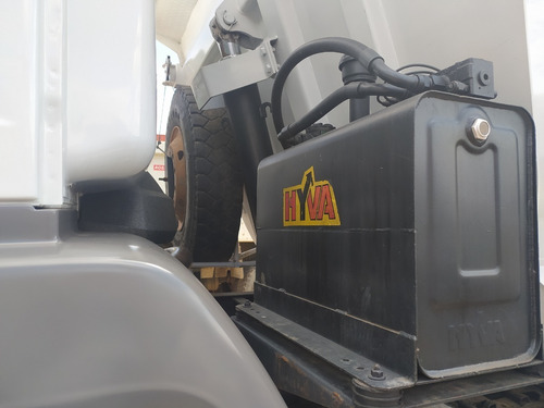 Axor 4144 = Caçamba 6x4
