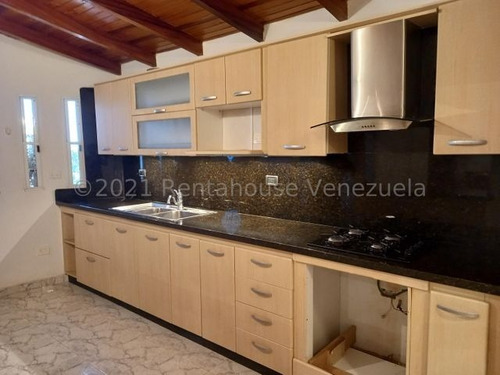 Imagen 3 de 7 de Casa En Venta En Doña Emilia. Punto Fijo