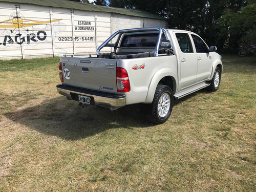 Toyota Hilux 3.0 Cd Srv Cuero I 171cv 4x4 2013